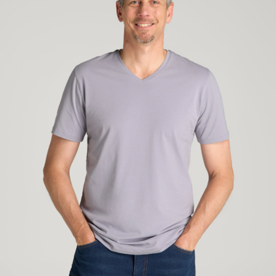 The Essential Slim Fit V-Neck Tee for Tall Men in Dusty Lilac