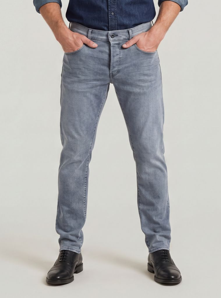 3301 Regular Tapered Jeans in Faded Bullit