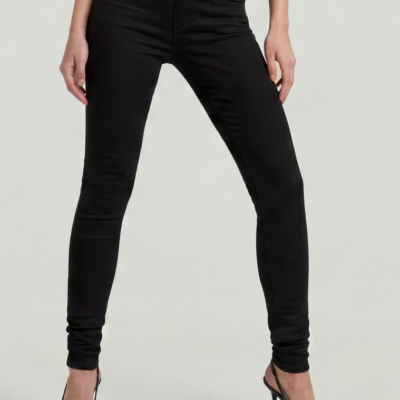 Lynn Super Skinny Jeans in Rinsed